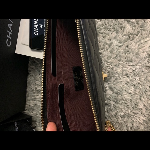 ❌SOLD❌Chanel reissue pouch/wristlet - Picture 4 of 10